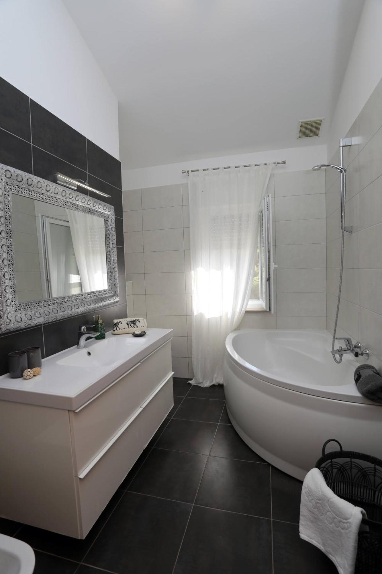Apartman Debora Sa Privatnim Bazenom พูลา ภายนอก รูปภาพ